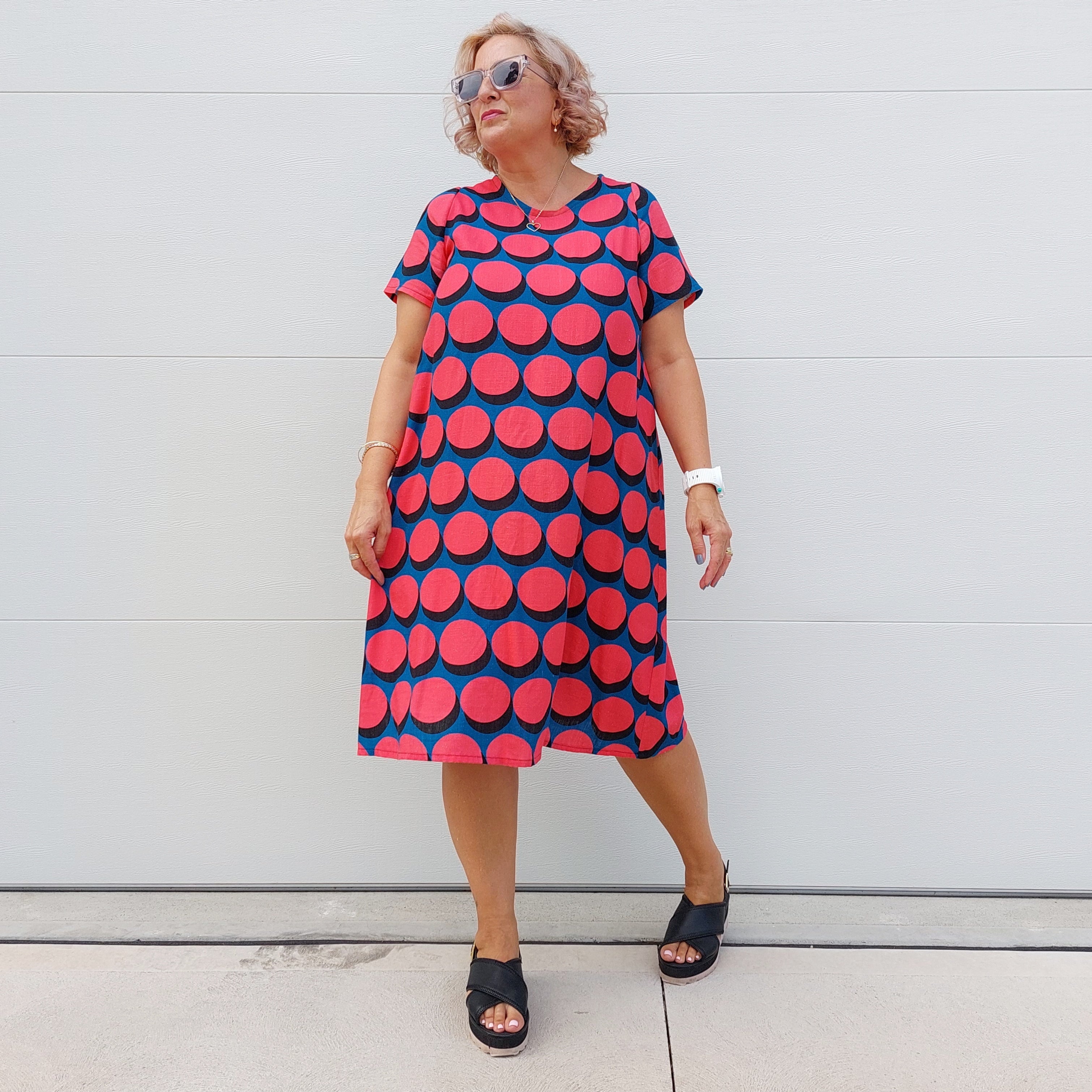 Nelly Wade Swing Dress in Red Buttons