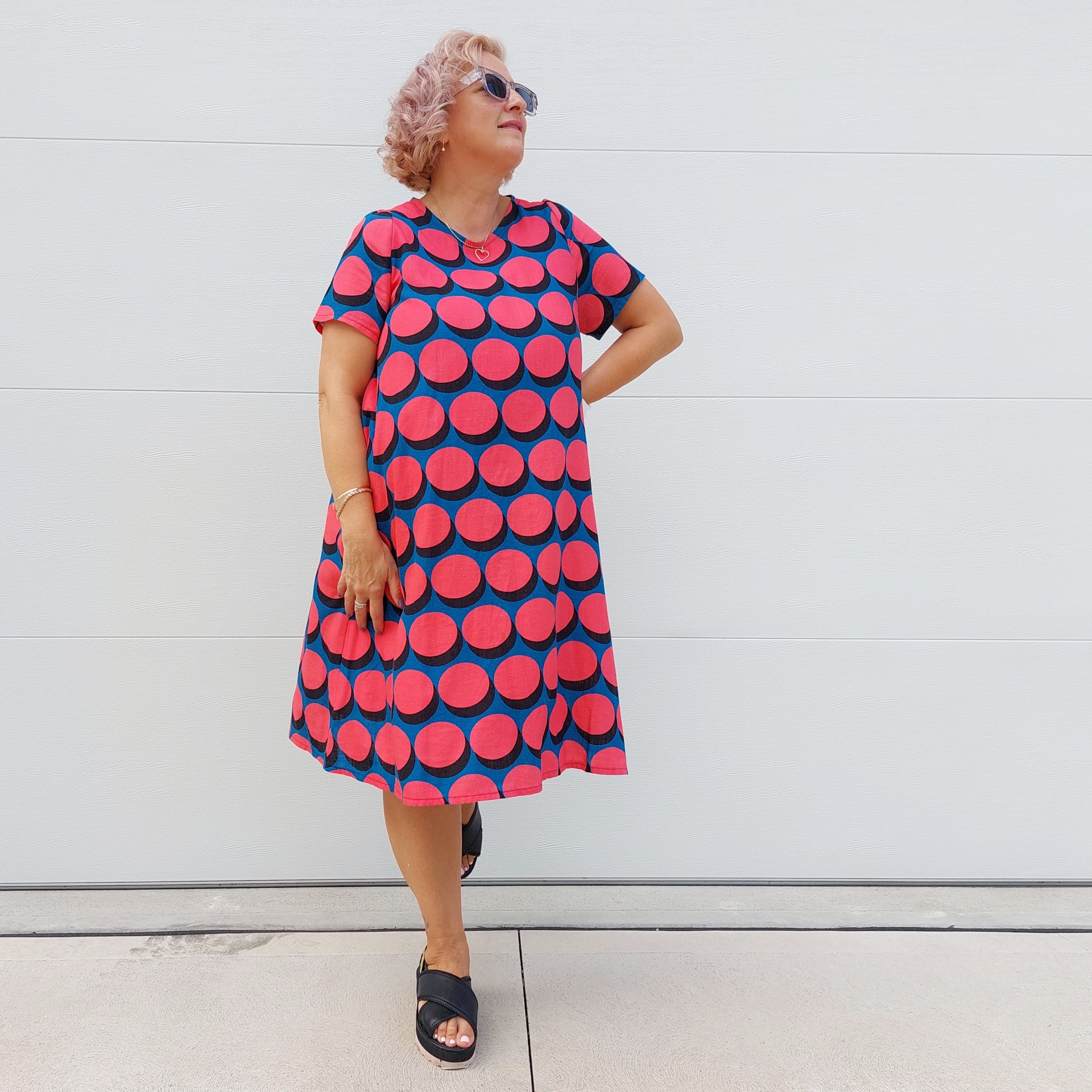 Nelly Wade Swing Dress in Red Buttons