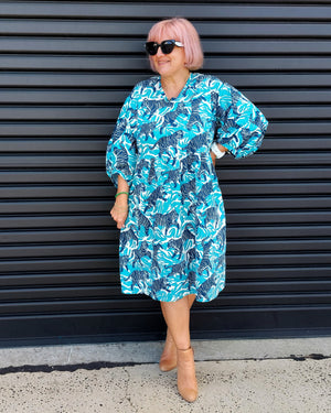 Nelly Wade Long Sleeve Dress in Dancing Tigers