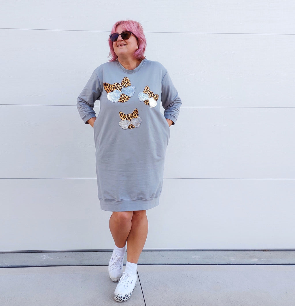 Nelly Sweater Dress In Cats in Sunnies Size M Sample Sale